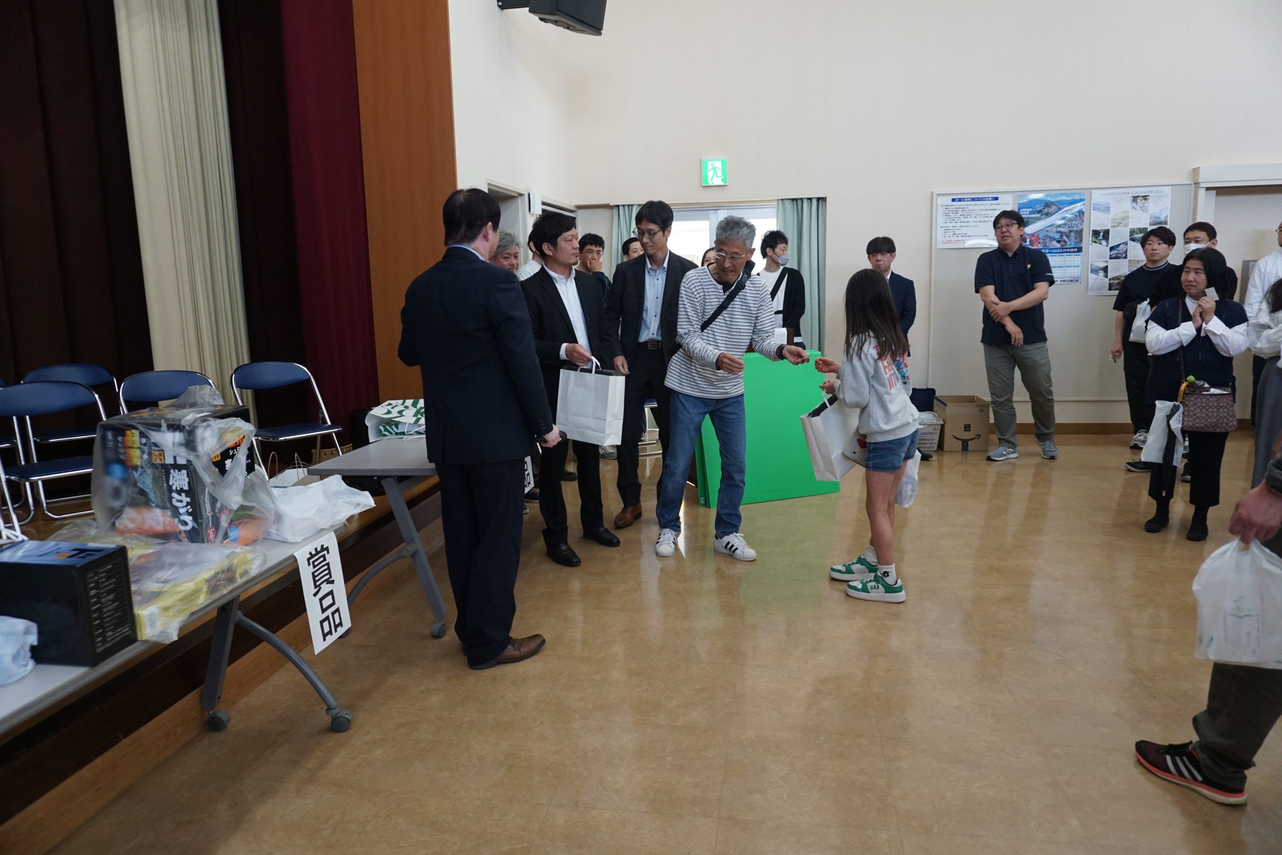 東濃地協　お楽しみ抽選会大いに盛り上がる！